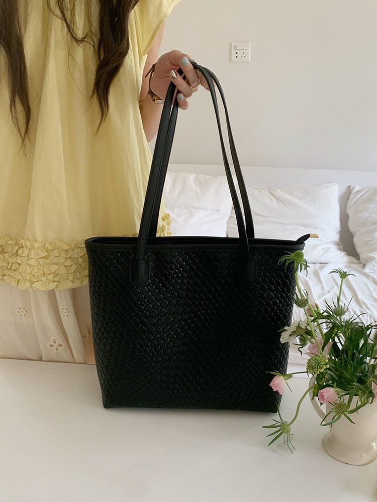 Women's Black Woven Large Tote Bag view 4