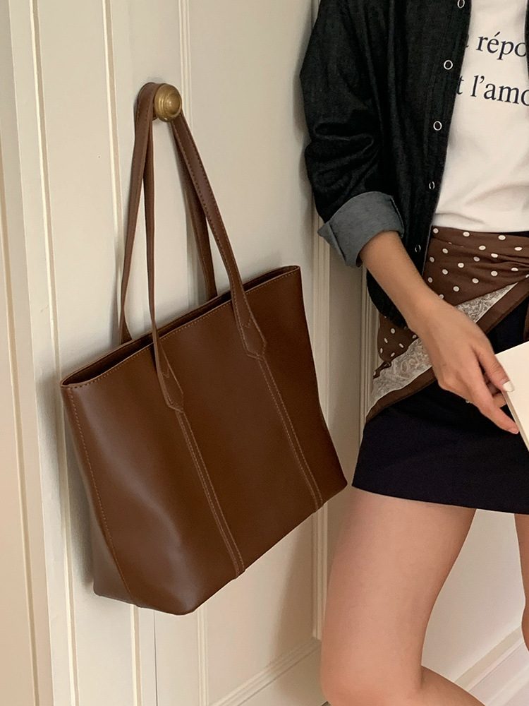 Tas Tote Besar Retro Bahu Wanita view 2